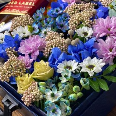 Букет Цветы в чемодане